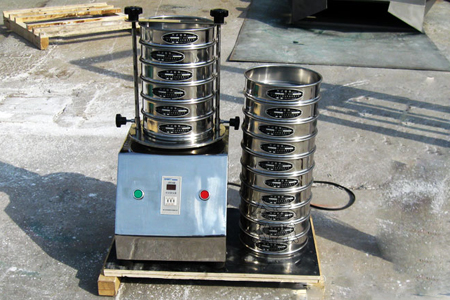 元明粉篩粉機(jī)使用哪種形式的篩分機(jī) 元明粉篩粉機(jī)使用哪種形式的篩分機(jī)